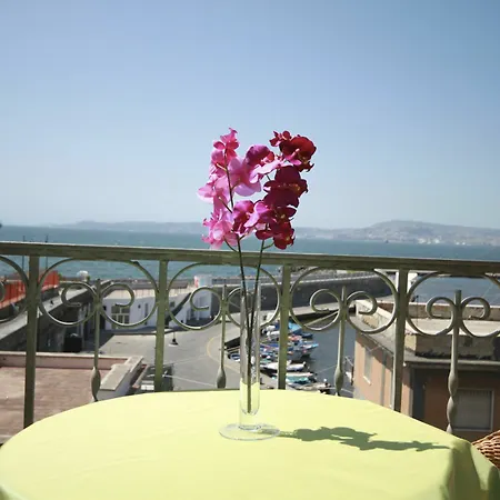 Bayard's Portici